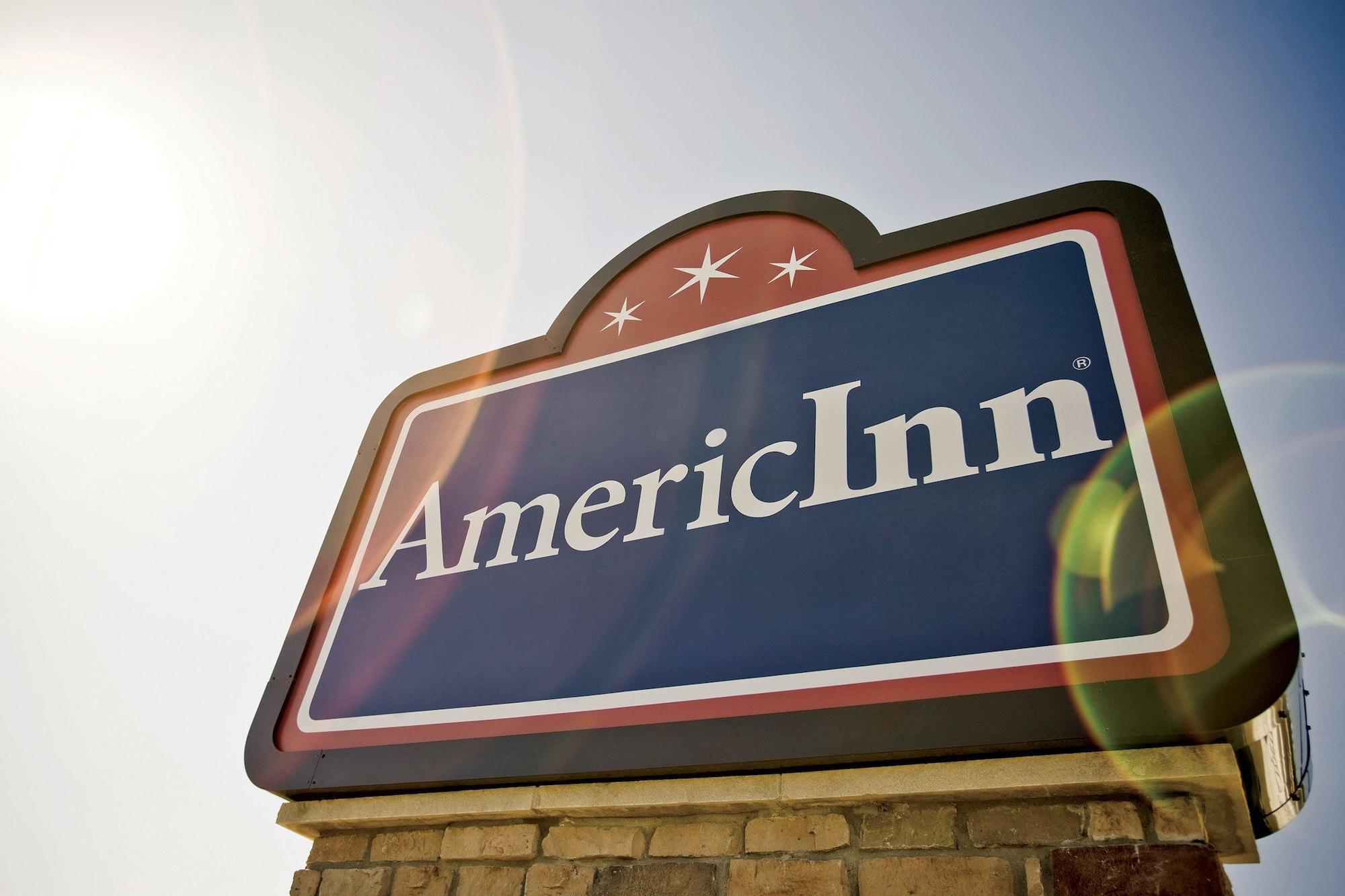 Americinn By Wyndham Hartford Wi Ngoại thất bức ảnh