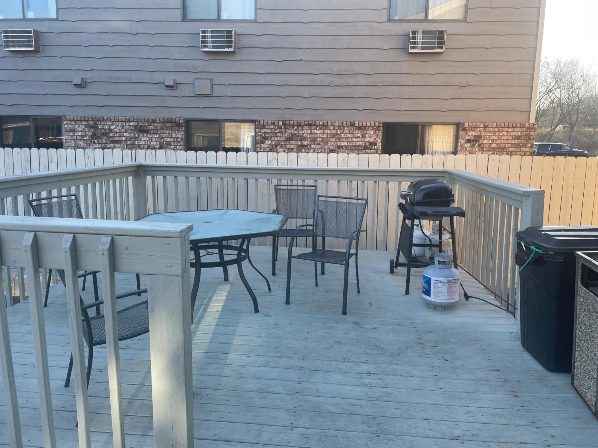 Americinn By Wyndham Hartford Wi Ngoại thất bức ảnh