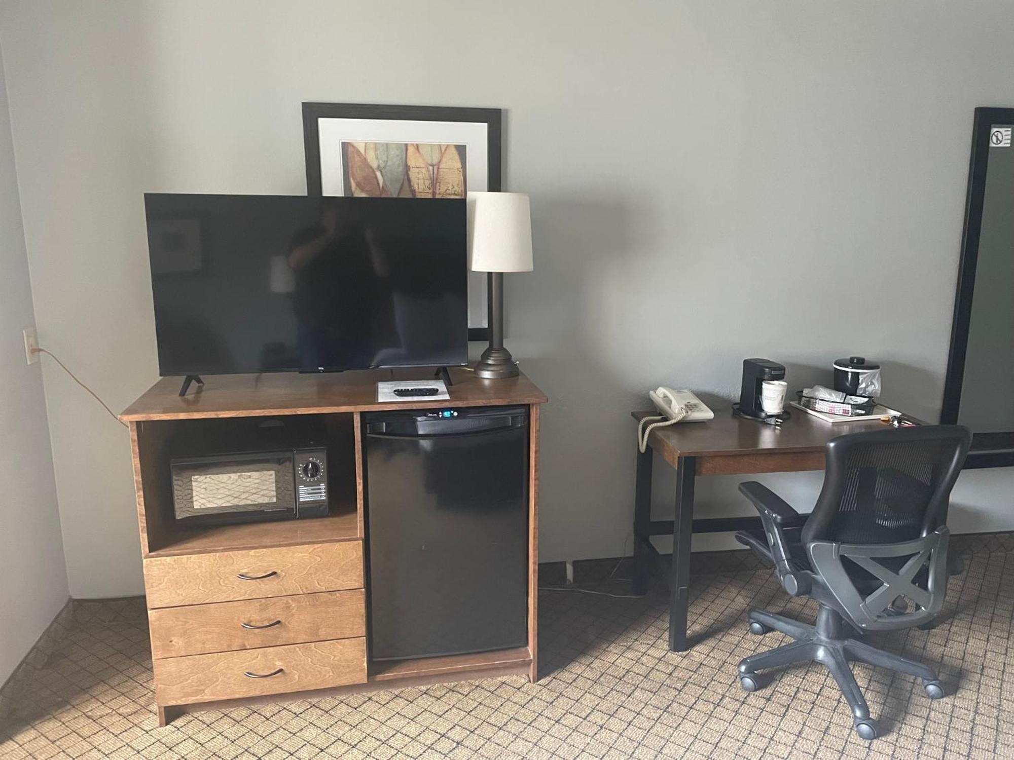 Americinn By Wyndham Hartford Wi Ngoại thất bức ảnh