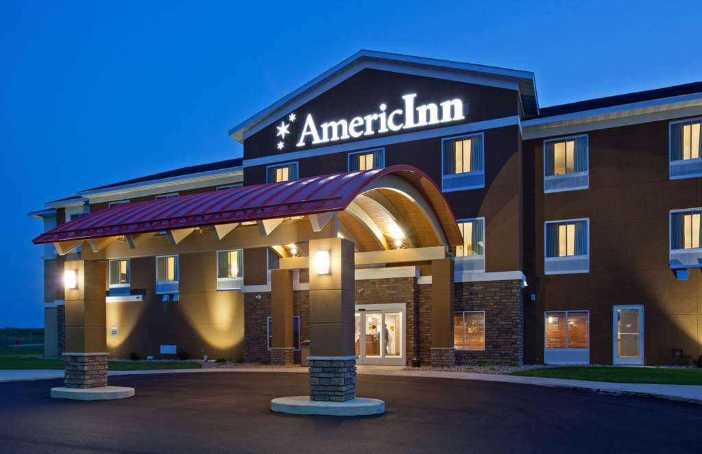 Americinn By Wyndham Hartford Wi Ngoại thất bức ảnh