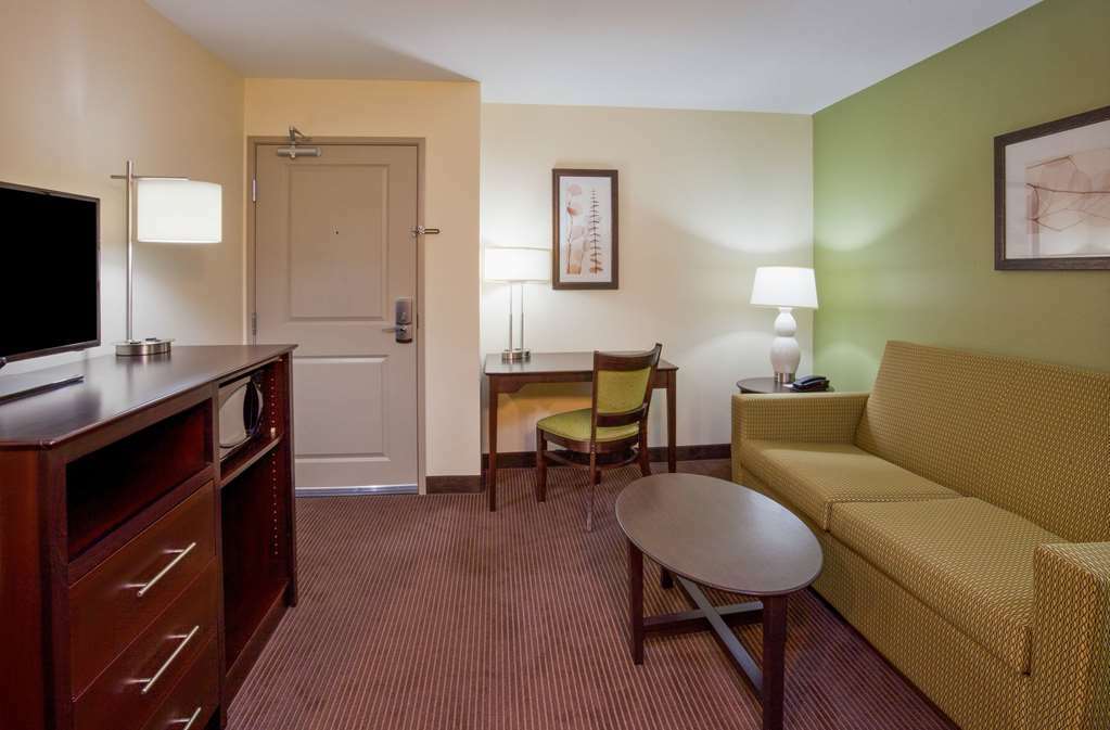 Americinn By Wyndham Hartford Wi Phòng bức ảnh